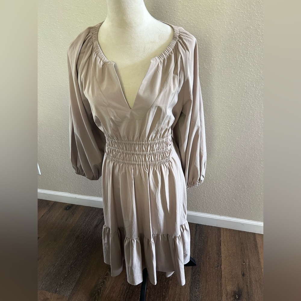 Calvin Klein Elegant Beige Women's long sleeve tie back midi dress size 10 - Picture 2 of 6